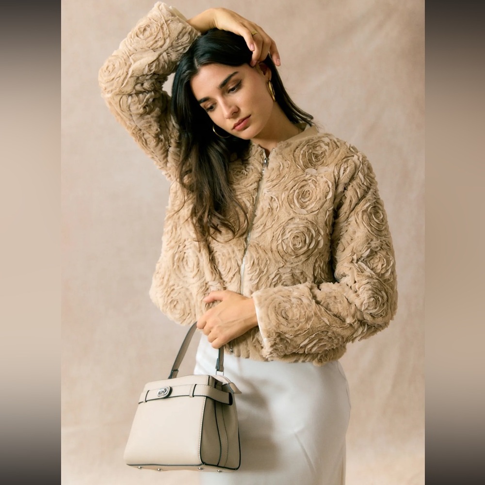 From Paris! Fabulous Faux Fur Flower 3D Jacket